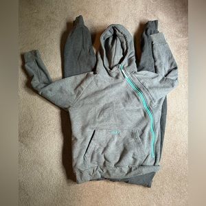 Women’s XL Tuxy in excellent, practically new condition.